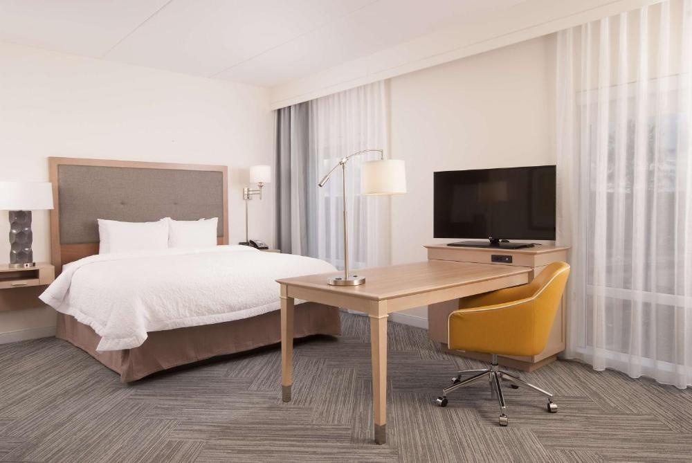 Hampton Inn & Suites by Hilton Augusta-Washington Rd Image 6